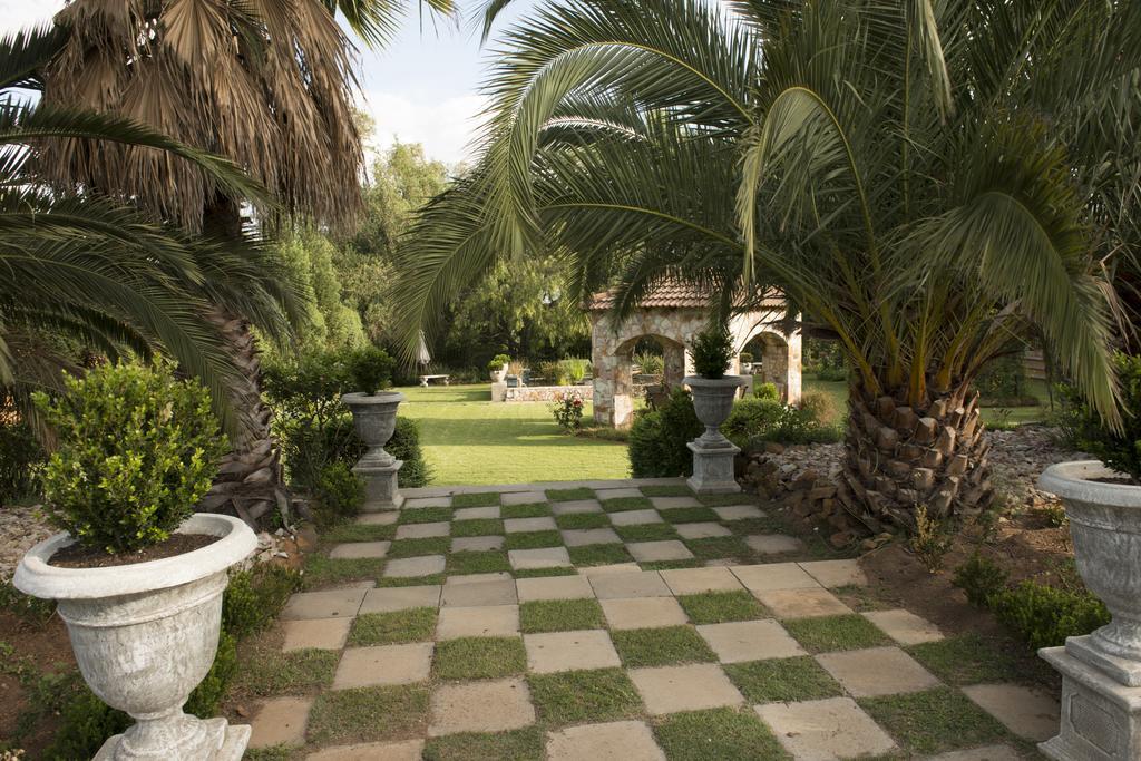 Tuareg Guest House Midrand Exteriör bild