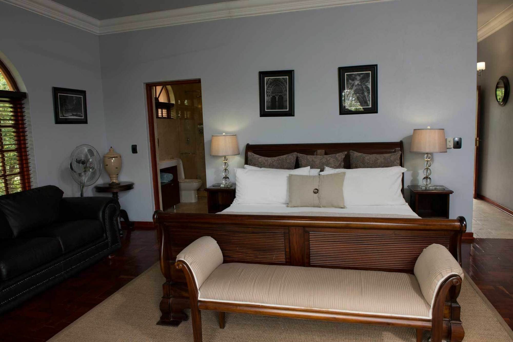 Tuareg Guest House Midrand Exteriör bild