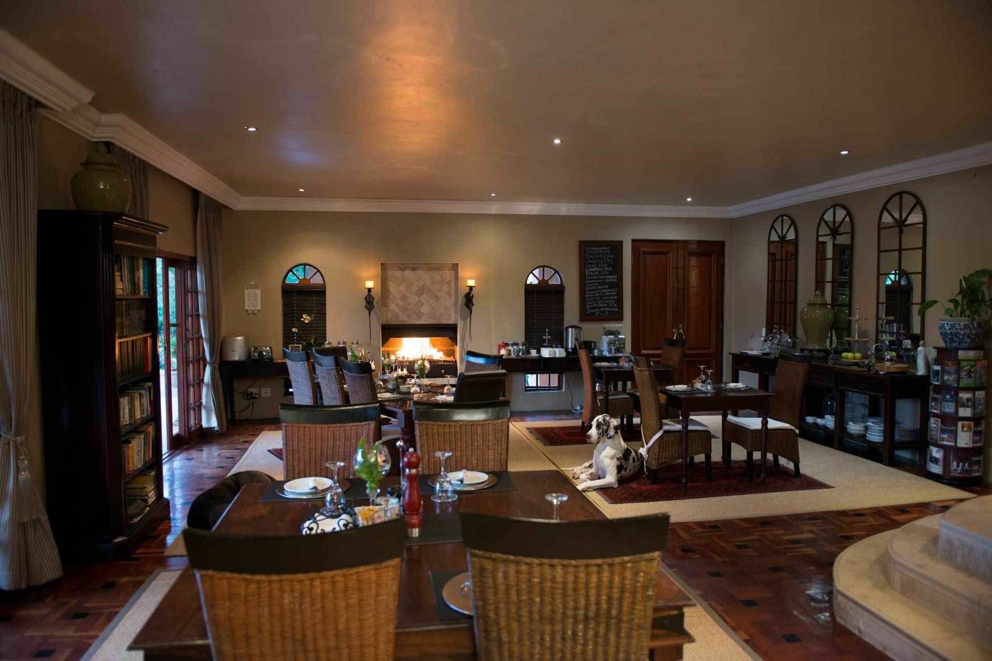 Tuareg Guest House Midrand Exteriör bild
